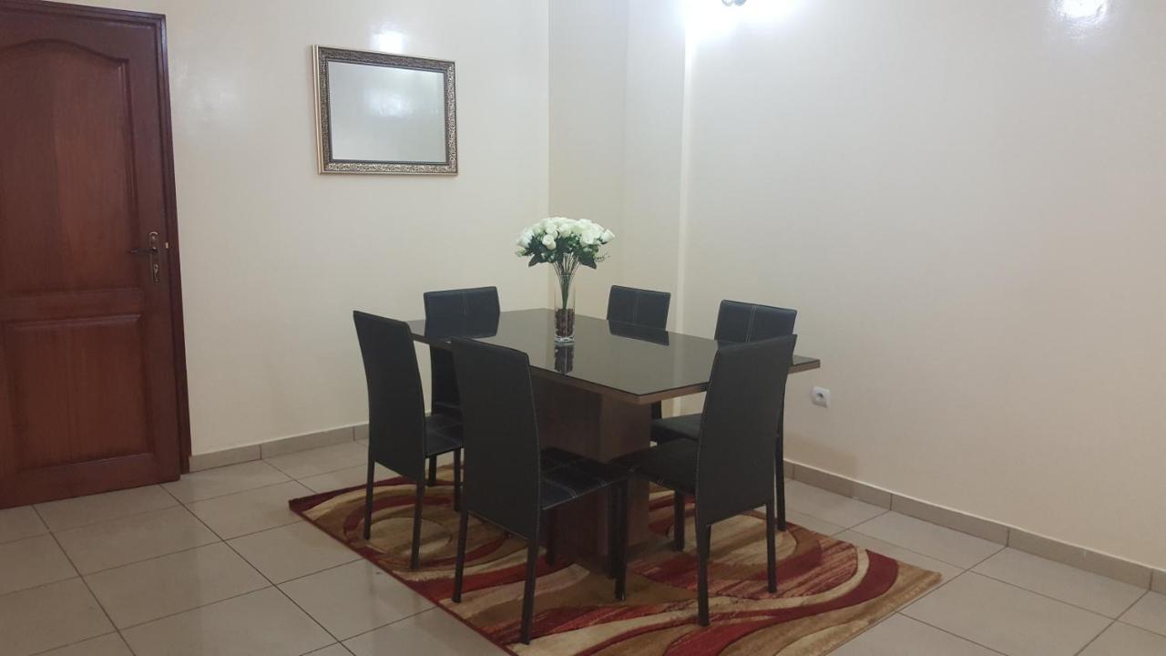 Residences Hotelieres Micheline Et Emile Bastos 야운데 외부 사진