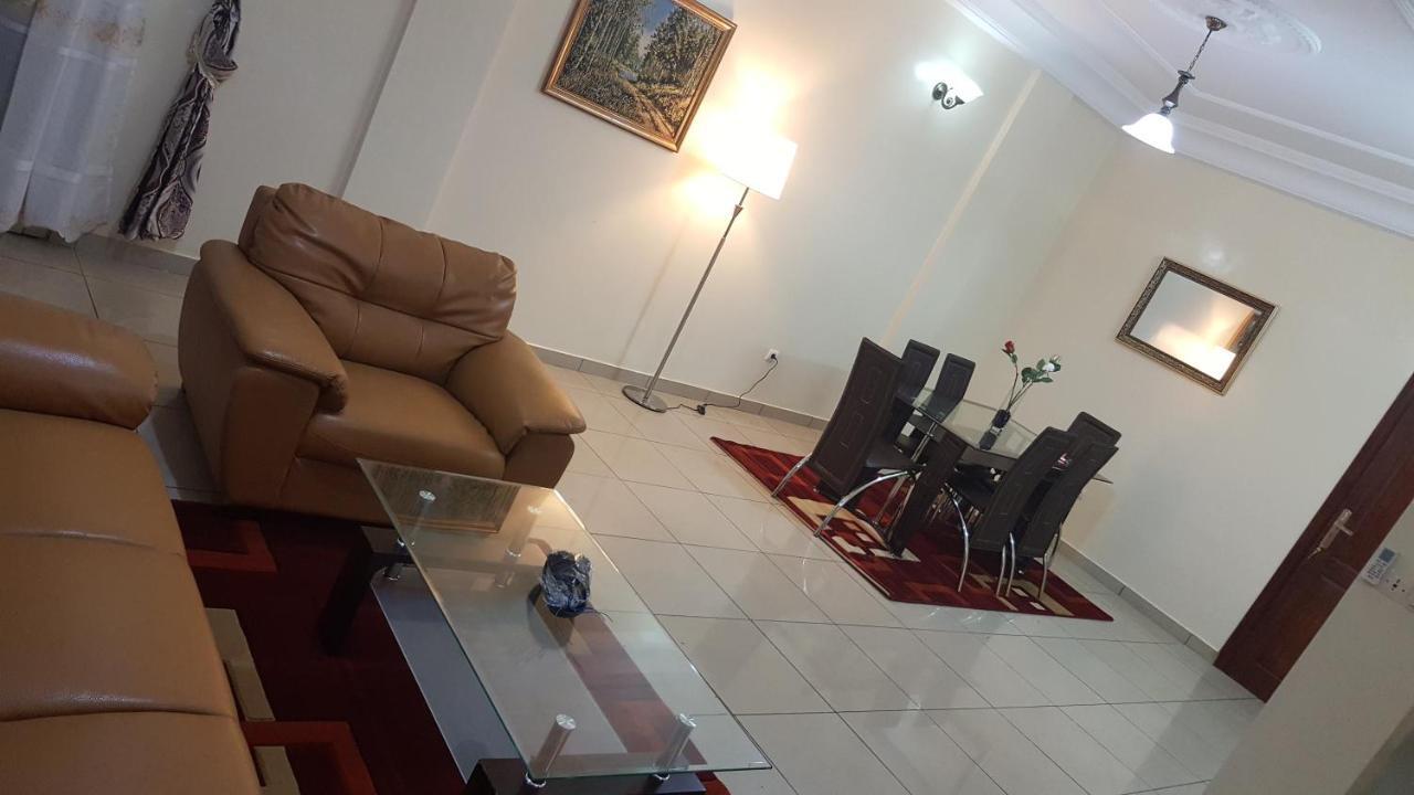 Residences Hotelieres Micheline Et Emile Bastos 야운데 외부 사진