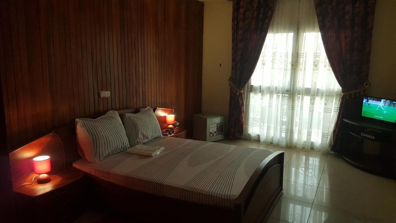 Residences Hotelieres Micheline Et Emile Bastos 야운데 외부 사진